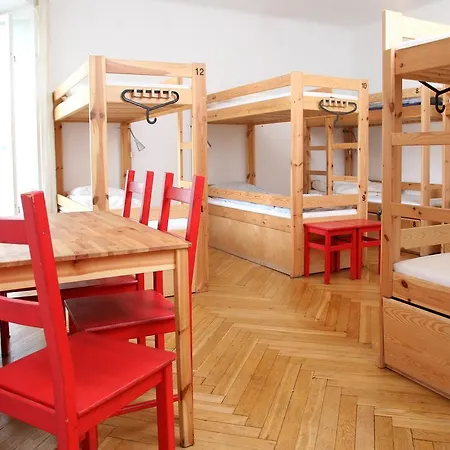 Fest Hostel Βαρσοβία